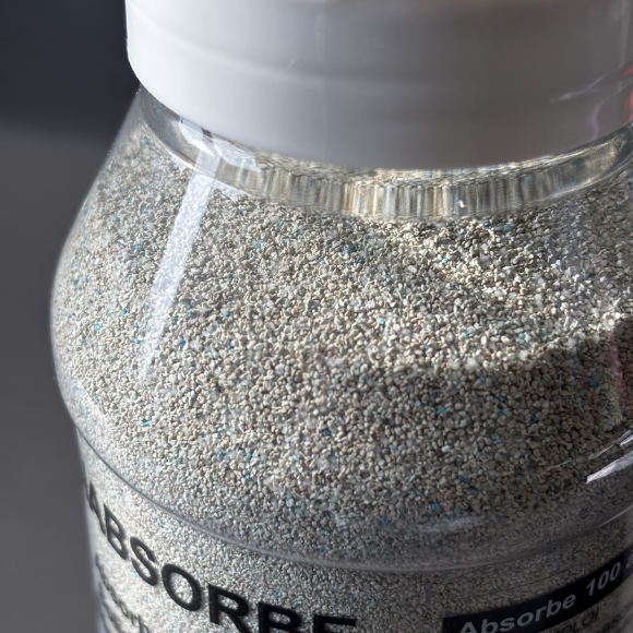 Polvere assorbente - Granulare assorbi liquidi - Assorbente universale minerale mentolato